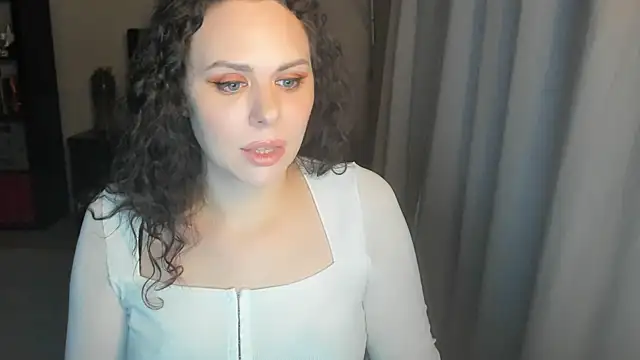 MollyCheiz online show from 07-02-26, 01:50