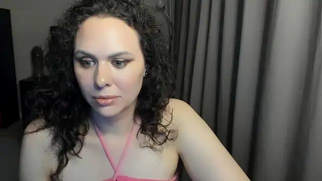 MollyCheiz online show from 07-13-26, 11:59