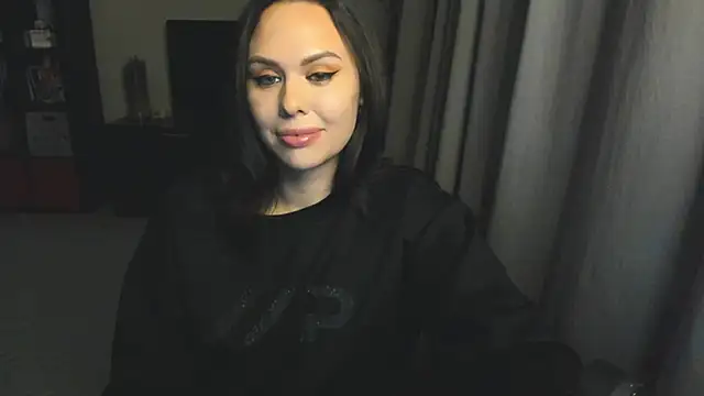 MollyCheiz online show from 09-24-25, 10:27