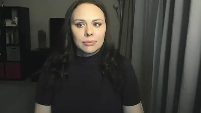 MollyCheiz online show from 04-11-26, 06:00