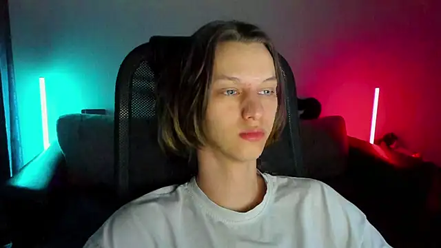 Ostin meow online show from 04-08-26, 04:08