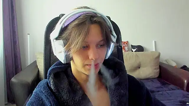 Ostin meow online show from 11-05-25, 07:44