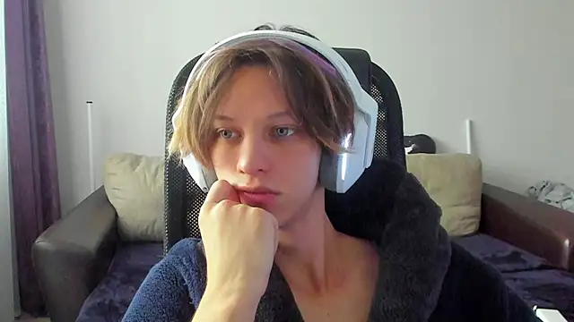 Ostin meow online show from 11-10-25, 03:55