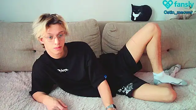 Ostin meow online show from 02-22-25, 07:45