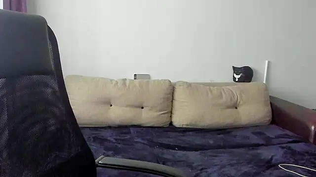 Ostin meow online show from 11-14-25, 06:28