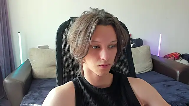 Ostin meow online show from 06-13-26, 10:46