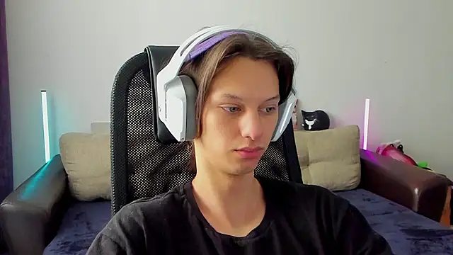 Snapshot of Ostin_meow chatting on 03-03-26, 07:48 Ostin meow online show from 03-03-26, 07:48