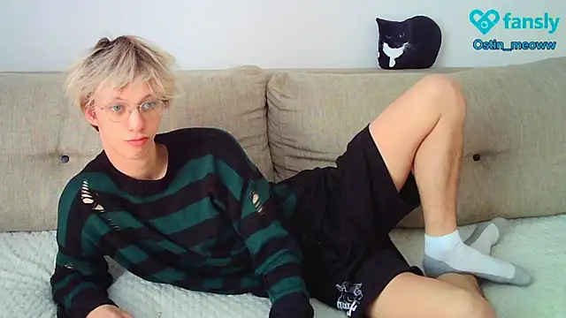 Ostin meow online show from 03-13-25, 06:26