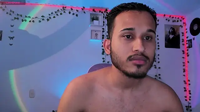 Raf brunette online show from 03-03-25, 12:28