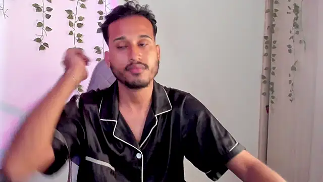 Raf brunette online show from 09-28-25, 11:28