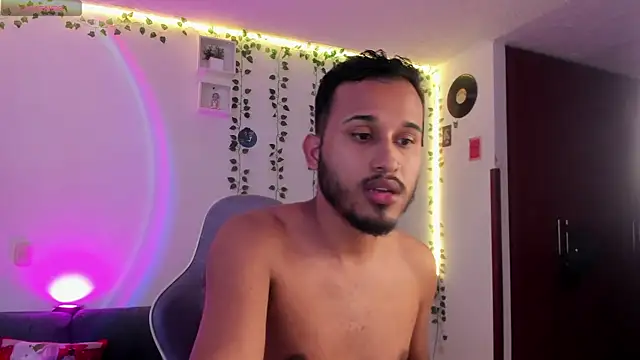 Raf brunette online show from 01-02-25, 12:57