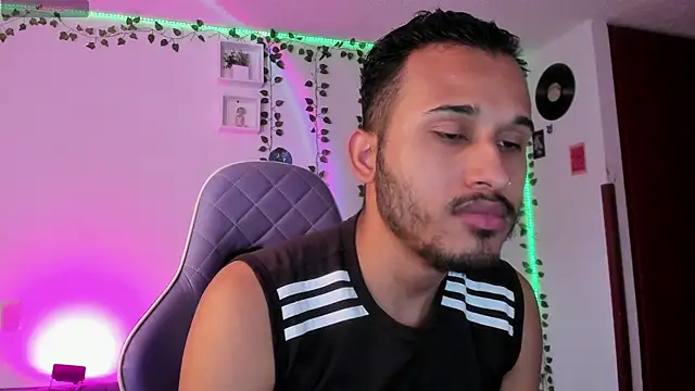 Raf brunette online show from 01-10-25, 12:26