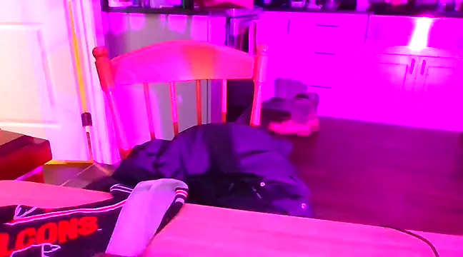 Snapshot of rickyslick123 chatting on 12-15-24, 09:03 rickyslick123 online show from 12-15-24, 09:03