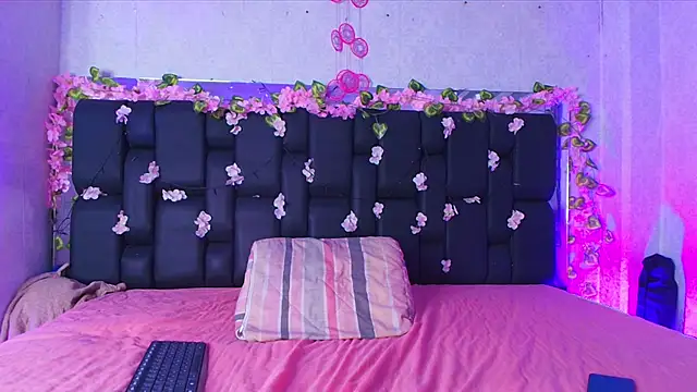 Snapshot of canela_oss chatting on 09-14-25, 11:54 canela oss online show from 09-14-25, 11:54