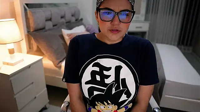 Camilaa bueno online show from 10-12-25, 03:30