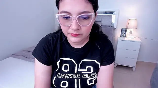 Camilaa bueno online show from 03-23-26, 03:34