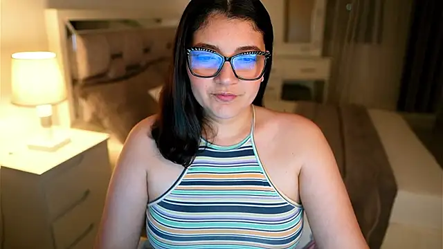 Camilaa bueno online show from 12-19-25, 11:40