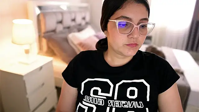 Camilaa bueno online show from 11-23-25, 03:44