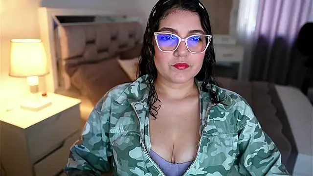 Camilaa bueno online show from 02-04-26, 10:05