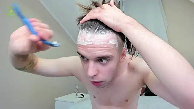 Snapshot of Derald_suck chatting on 12-06-24, 04:01 Derald suck online show from 12-06-24, 04:01