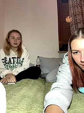 ella grays online show from 10-20-25, 06:08