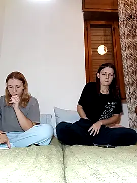 ella grays online show from 10-16-25, 06:16