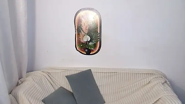 sofiaa here online show from 07-09-26, 11:59