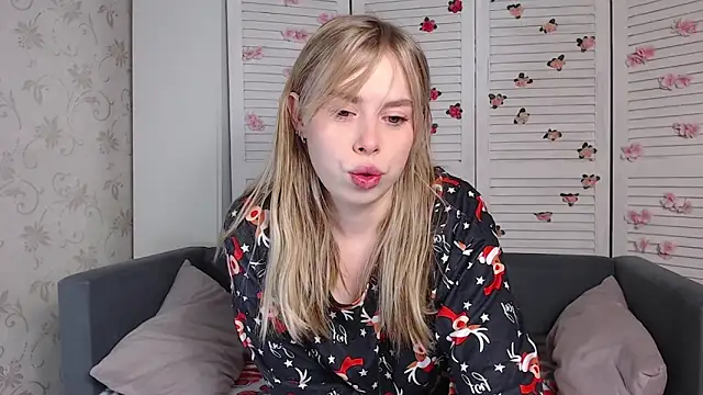 sofiaa here online show from 01-16-26, 12:14