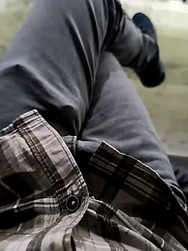 Snapshot of faaseel chatting on 03-10-25, 12:17 faaseel online show from 03-10-25, 12:17