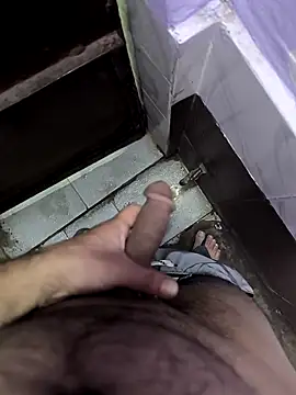 Snapshot of faaseel chatting on 03-21-25, 05:23 faaseel online show from 03-21-25, 05:23