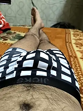 Snapshot of faaseel chatting on 03-11-25, 03:04 faaseel online show from 03-11-25, 03:04