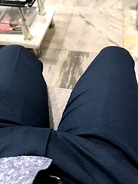 Snapshot of faaseel chatting on 09-22-25, 07:14 faaseel online show from 09-22-25, 07:14