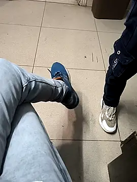 Snapshot of faaseel chatting on 02-27-25, 12:56 faaseel online show from 02-27-25, 12:56