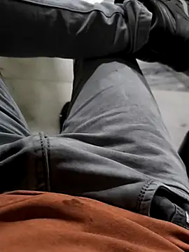 Snapshot of faaseel chatting on 09-26-25, 08:32 faaseel online show from 09-26-25, 08:32