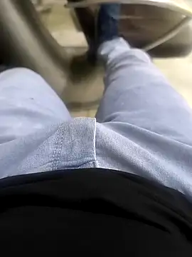 Snapshot of faaseel chatting on 03-12-25, 10:05 faaseel online show from 03-12-25, 10:05