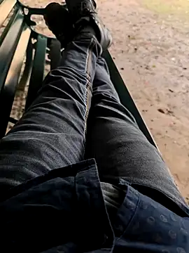 Snapshot of faaseel chatting on 10-09-25, 08:59 faaseel online show from 10-09-25, 08:59