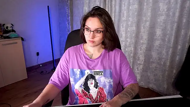 Hoot owl cb online show from 10-20-25, 03:41