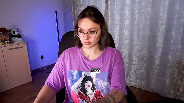 Hoot owl cb online show from 10-22-25, 03:06