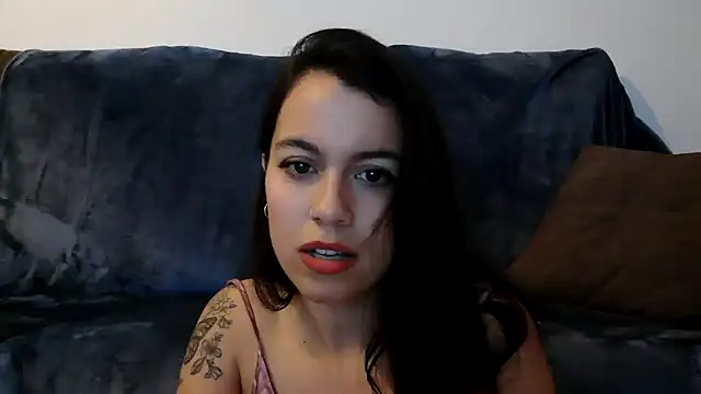Snapshot of AmaraBella69 chatting on 12-06-24, 10:57 AmaraBella69 online show from 12-06-24, 10:57