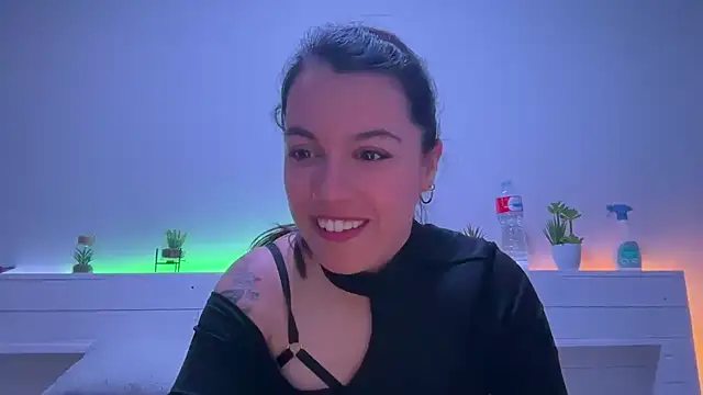 Snapshot of AmaraBella69 chatting on 01-23-25, 10:11 AmaraBella69 online show from 01-23-25, 10:11