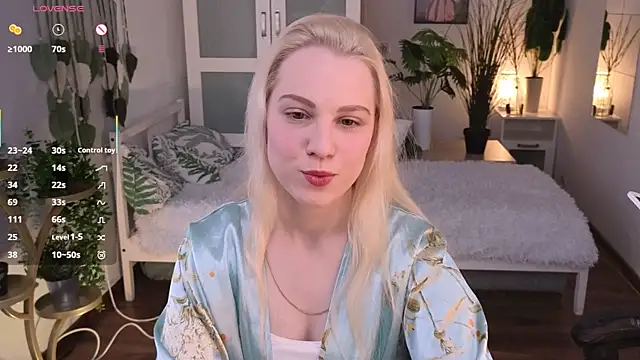 jeancolex online show from 11-25-25, 09:26