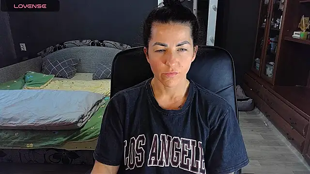 Aria Dl online show from 04-18-26, 09:33