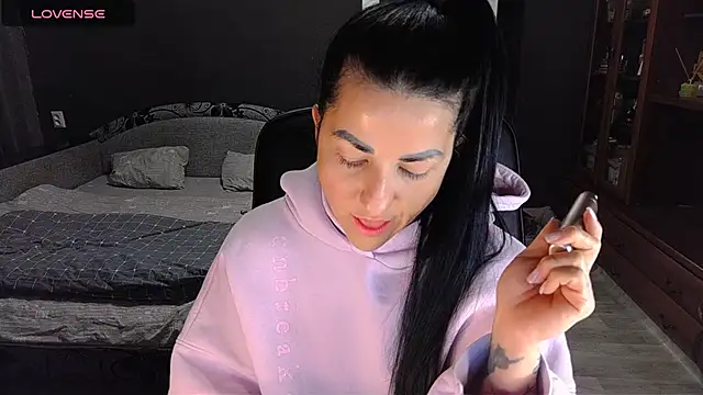 Aria Dl online show from 01-13-26, 03:16