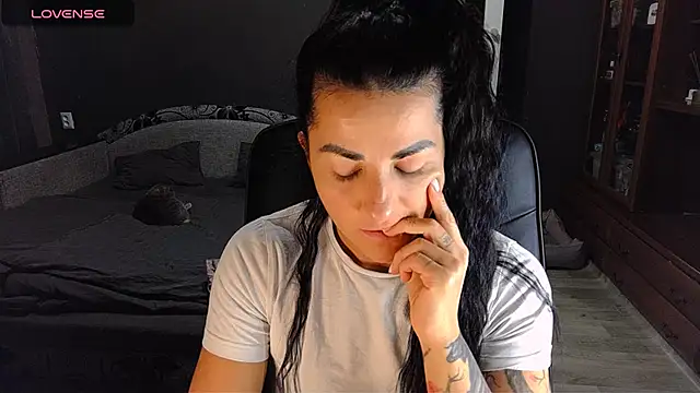 Aria Dl online show from 12-05-25, 03:54