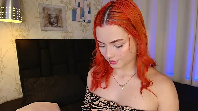 Miah hilton2 online show from 03-25-26, 02:33