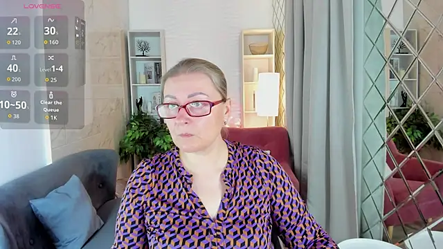 AlexandraKind online show from 10-10-25, 01:34