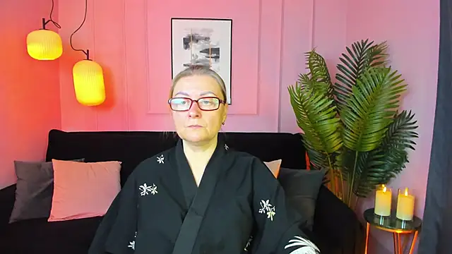 AlexandraKind online show from 10-23-25, 01:43