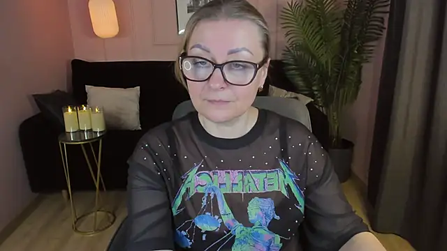 AlexandraKind online show from 03-12-25, 09:34