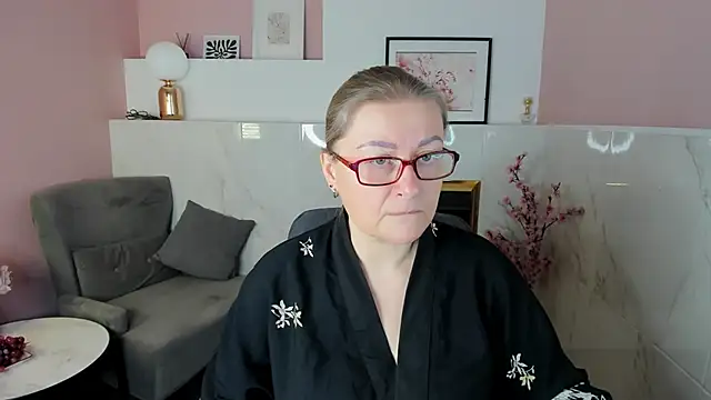 AlexandraKind online show from 12-02-25, 01:35