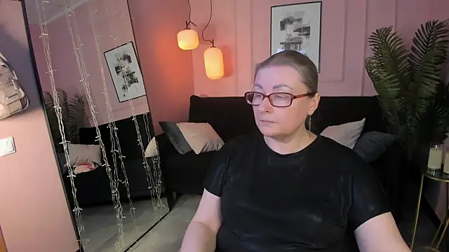 Snapshot of AlexandraKind chatting on 02-09-26, 01:58 AlexandraKind online show from 02-09-26, 01:58